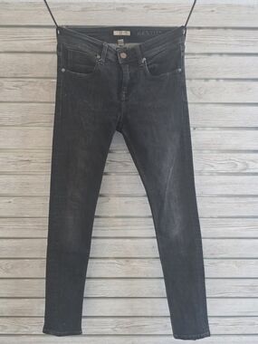 Burberry Women's Skinny Jeans in Washed Black